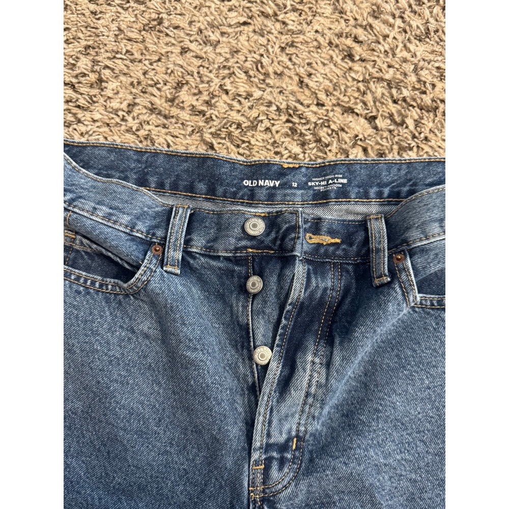 Old Navy Sky-Hi A-Line High Rise Button Fly Denim Jean Shorts Blue Womens‎ 12 - Picture 3 of 4